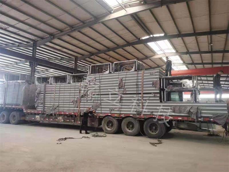 九江現(xiàn)代款候車(chē)亭第十四車(chē)發(fā)貨