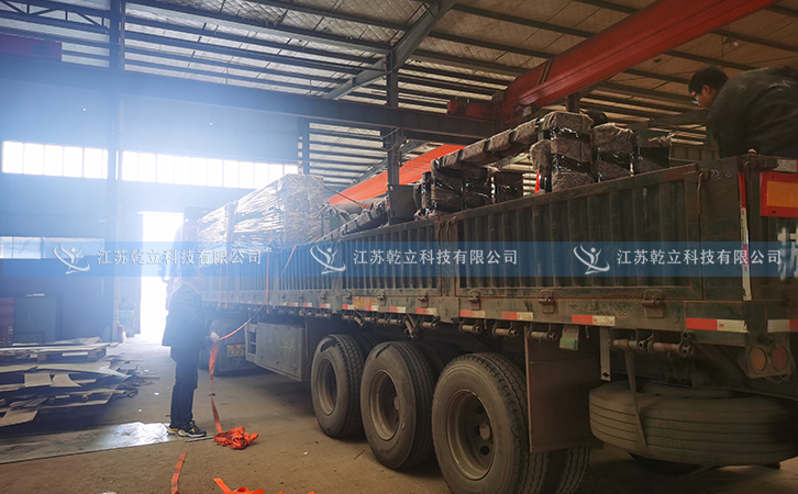 江西鋁型材候車亭發(fā)貨圖