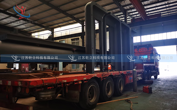 智能公交站臺裝車圖